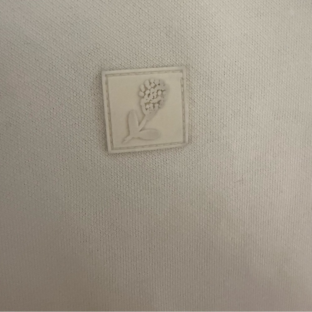 H&M Cream Crewneck Sweatshirt Women’s XL - Picture 3 of 10